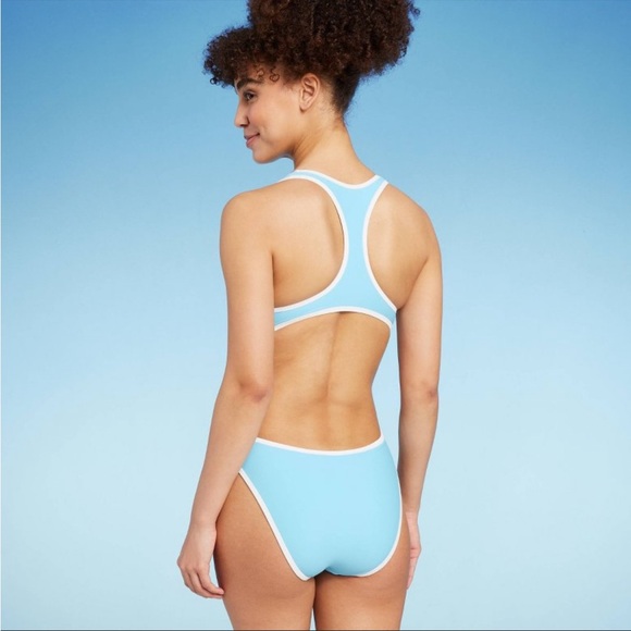 Racerback high leg one piece swimsuit - Picture 2 of 4